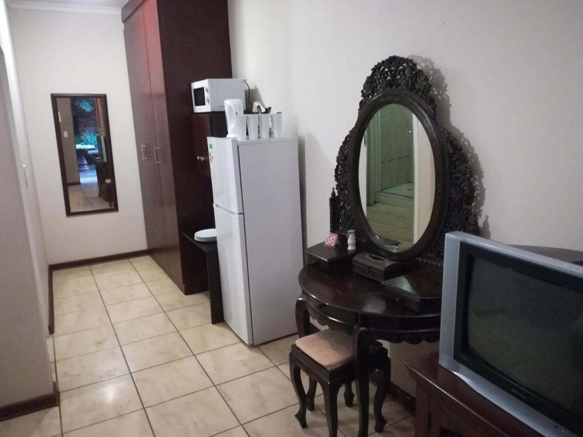 Sun Deck Lodge Hartbeespoort Dış mekan fotoğraf