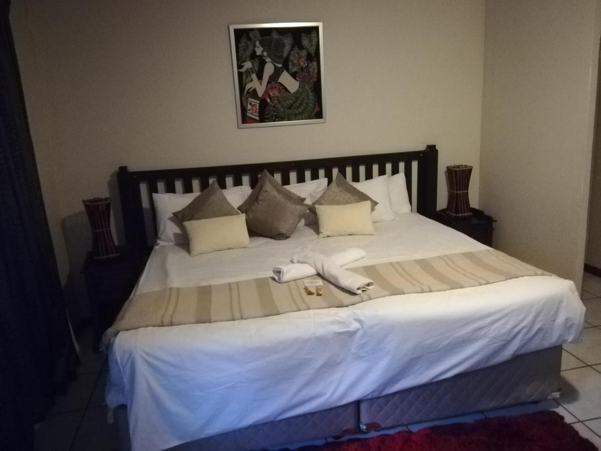 Sun Deck Lodge Hartbeespoort Dış mekan fotoğraf