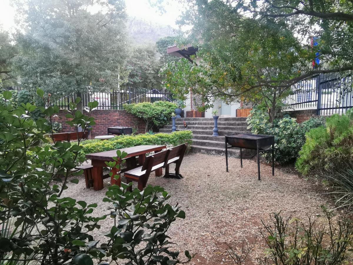 Sun Deck Lodge Hartbeespoort Dış mekan fotoğraf