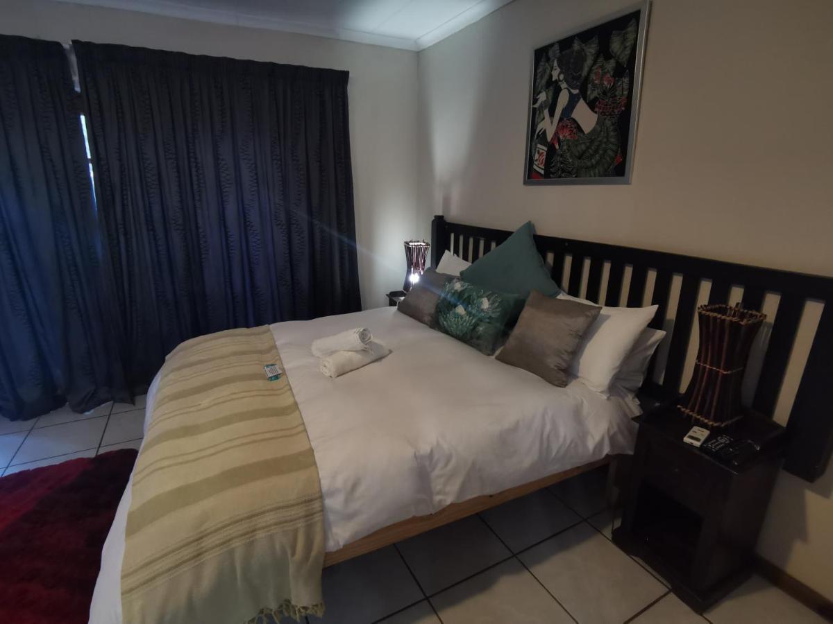 Sun Deck Lodge Hartbeespoort Dış mekan fotoğraf