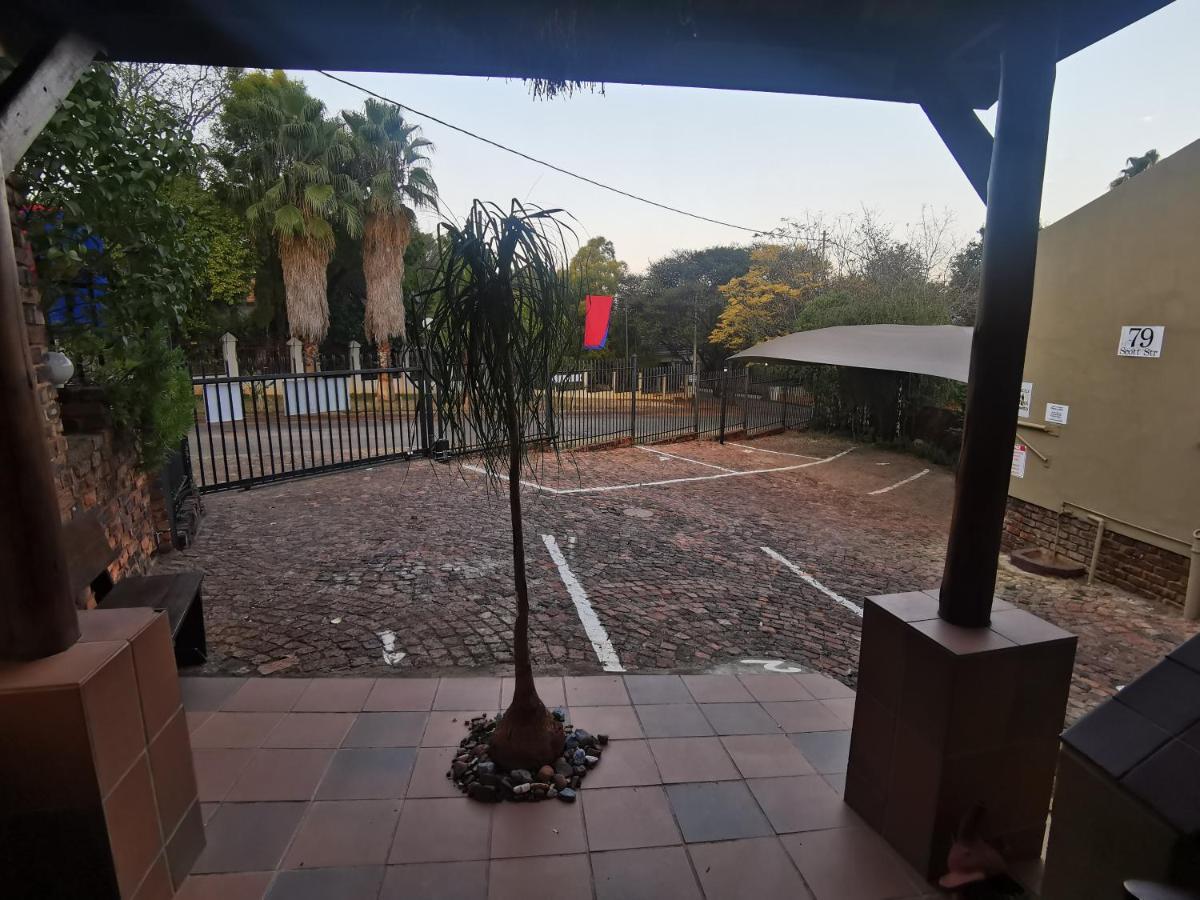 Sun Deck Lodge Hartbeespoort Dış mekan fotoğraf