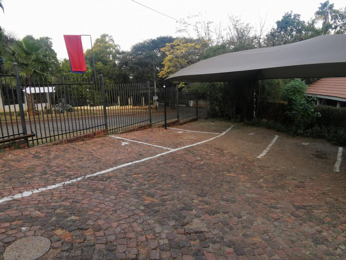 Sun Deck Lodge Hartbeespoort Dış mekan fotoğraf