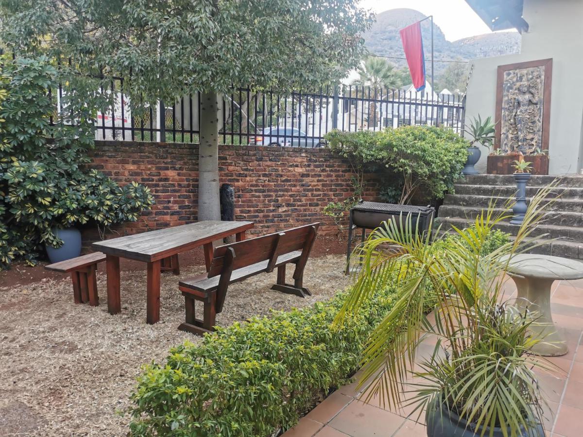 Sun Deck Lodge Hartbeespoort Dış mekan fotoğraf