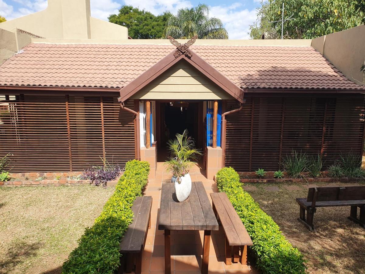 Sun Deck Lodge Hartbeespoort Dış mekan fotoğraf